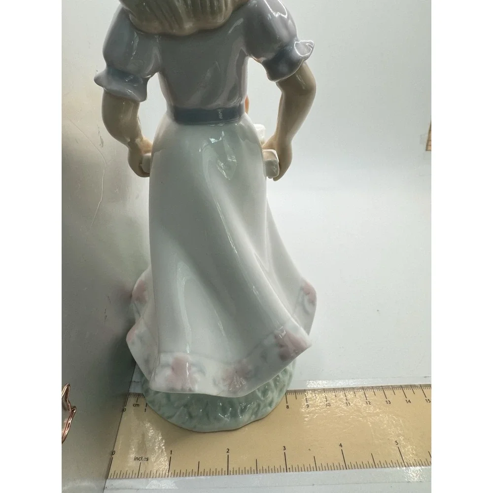 Porcelain Young Woman Girl Wheel Barrel of Kittens Cats 9